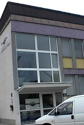Nach Fertigstellung mit Profilitverglasung